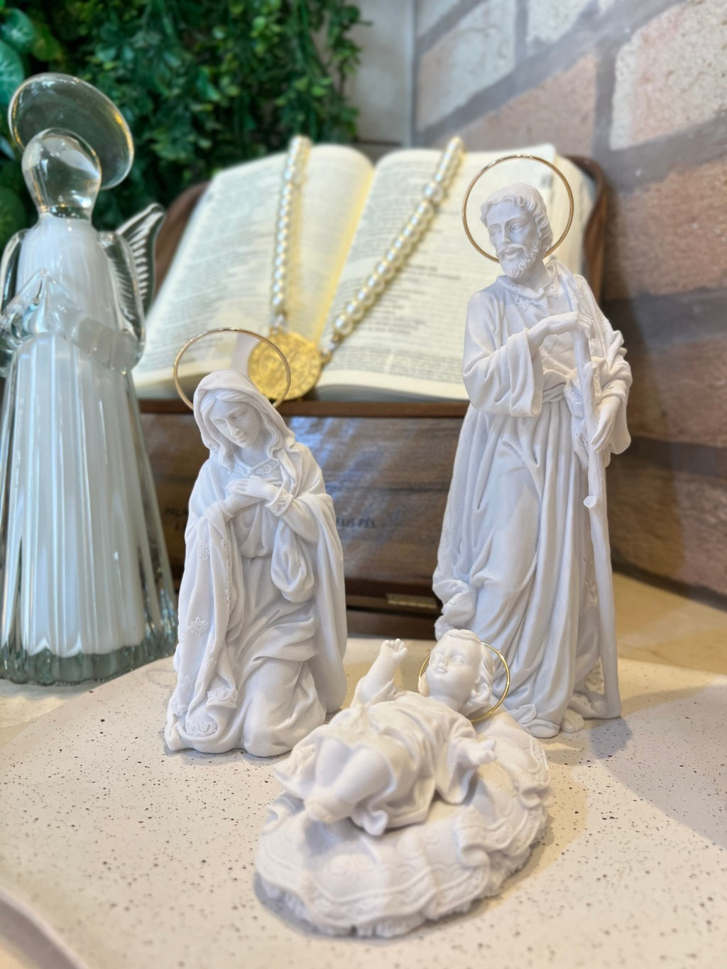 Altar Santa Arte 4 Peças em Pó de Mármore com Resplendor Dourado